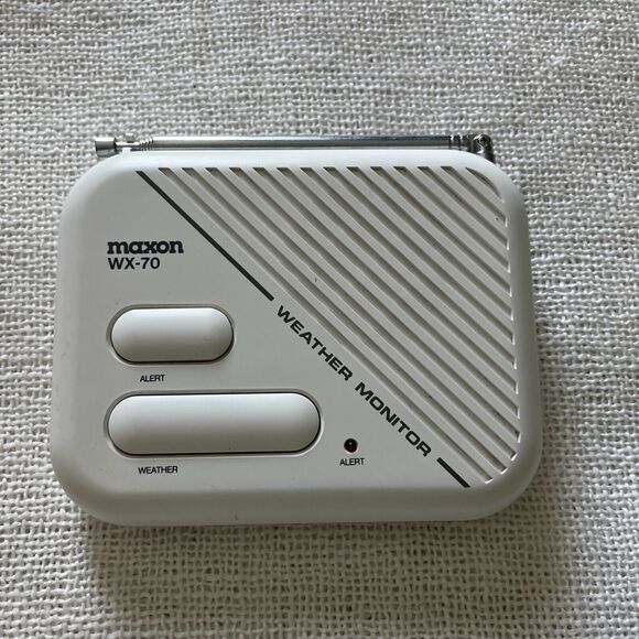 Weather Radio Monitor Maxon WX-70 Severe  Tornado Battery Operated A5 - Picture 2 of 8